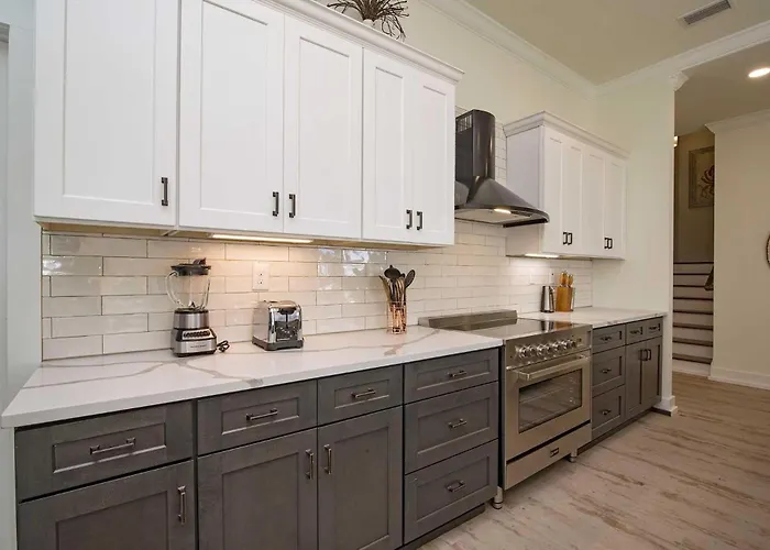 Holiday home Breezyville Northeast Sun 12br